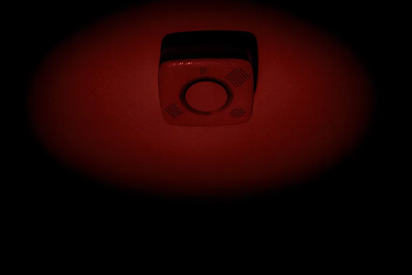 smoke alarms 6932304 1920