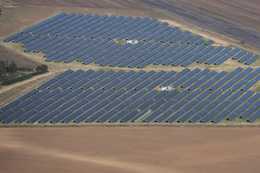 solar farm gddefbedd7 1920