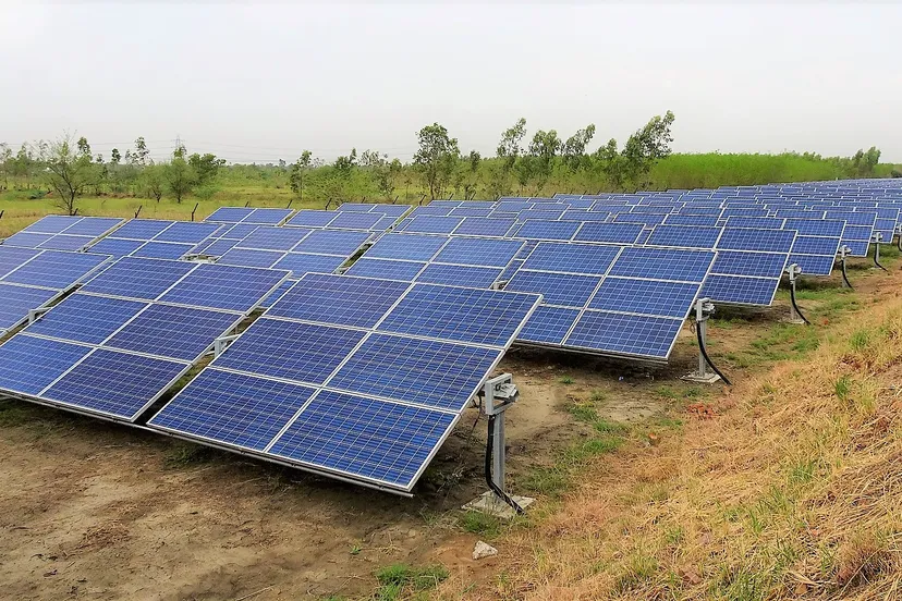 solar panels 3507949 1920