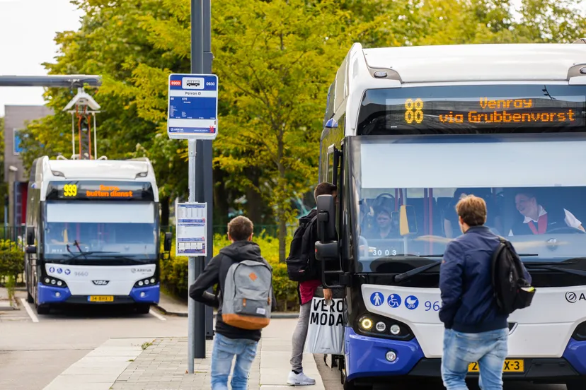 ze bus venlo 2 fotograaf max lautenschlaeger pb formaat