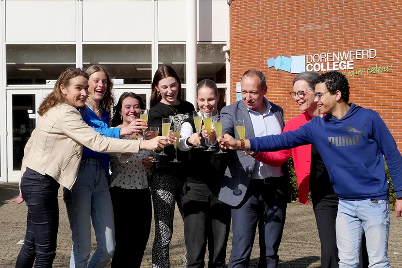 1 2023tekenen fusie sgomb dwc persfoto1