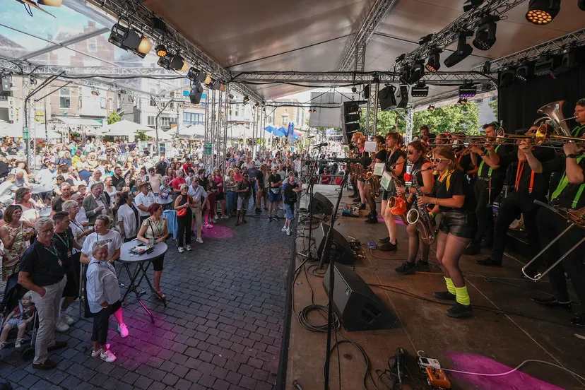 2023 07 15 vierdaagsefeesten janwillemdevenster grotemarkt