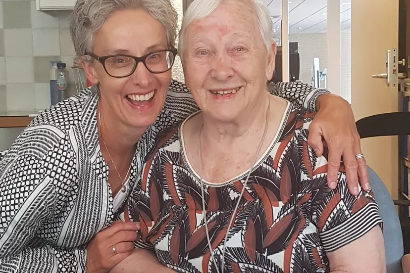 anja met moeder runak sharaf