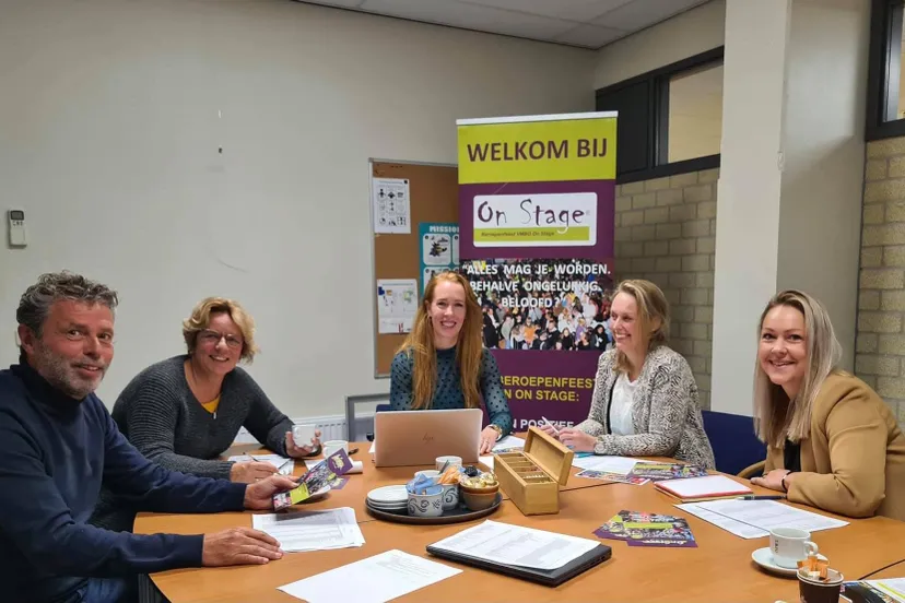 betuwe on stagefacebook246072536 4516799351760391 7806670103974287768 n