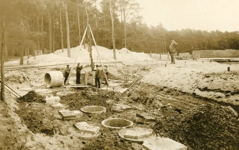 bouw van het jachthuis sint hubertusnationaal park hoge veluwe 1 915x518 1