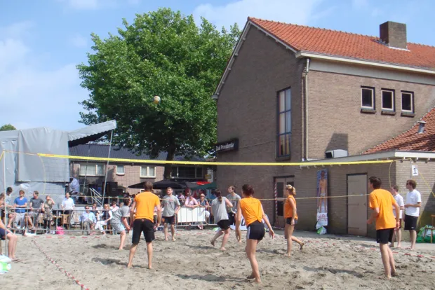 c2omx35s4bn02jixjf2sl0r9h volleybal beach