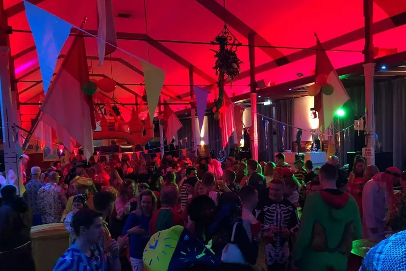 carnavaldoornenburgc3691755 152b 4987 a523 f526f0684283 thumb1440