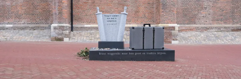 joodsmonumentarnhemfotobreed