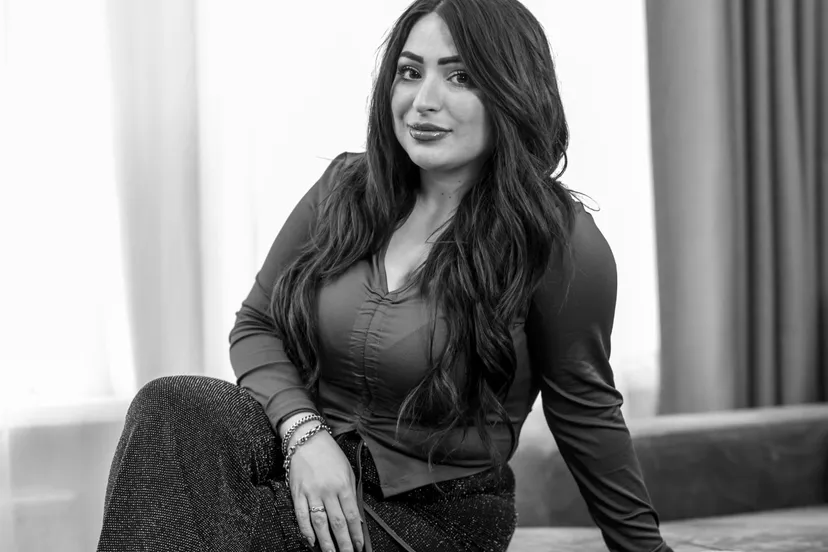 lale gul at angeliek de jonge zw19733 scaled