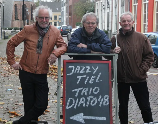 leuigsgr7zoaapwmypx9642c8 2014 03 1718 54 11