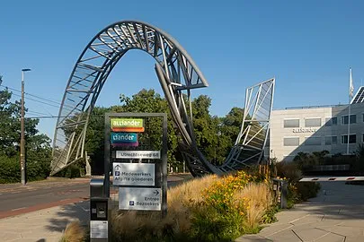 liander405px arnhem sculptuur bij kantoorgebouw van liander horizontaal img 0477 2019 07 24 0820