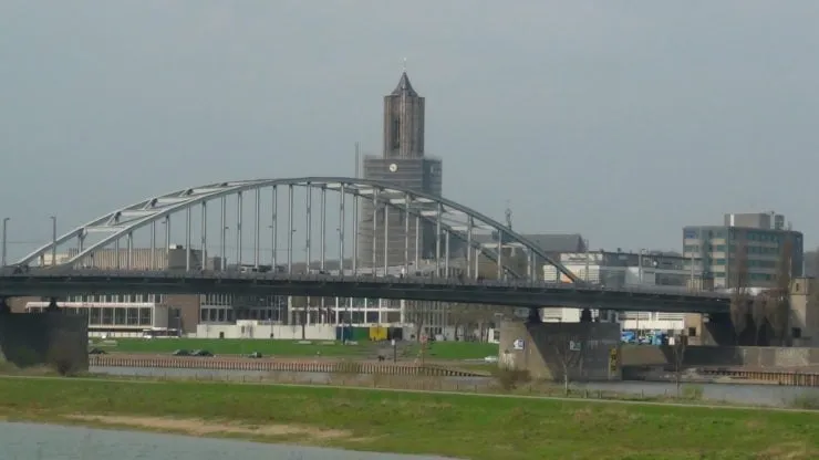 lingewaard nieuws arnhem john frost e1490973620460