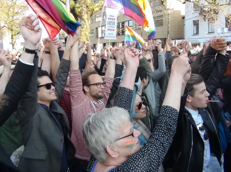 lingewaard nieuws hand in hand 2000 e1491673793750