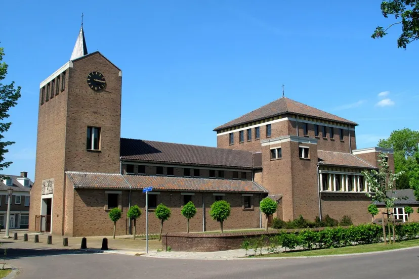 martinuskerkwikimedia1200px doornenburg kerk foto2 2011 05 11 1513