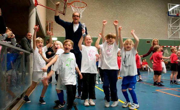 ny1jljp0x9vxiyj7jpa8r00vm 1 740