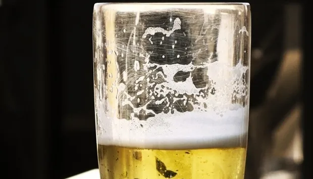 ov4rh5tkdfb0q4f5cymsuf6lu kapot bierglas