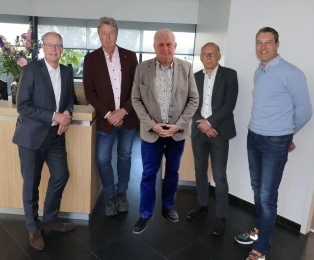 pannenhuisfoto bestuur