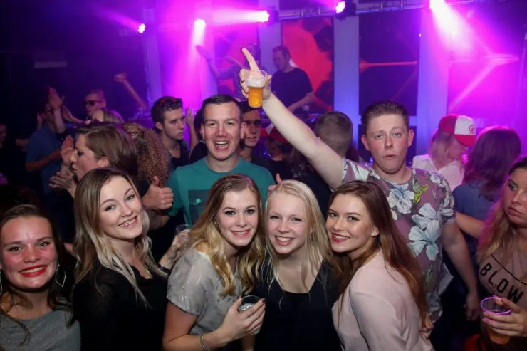 q music the party 1 e1493978209989