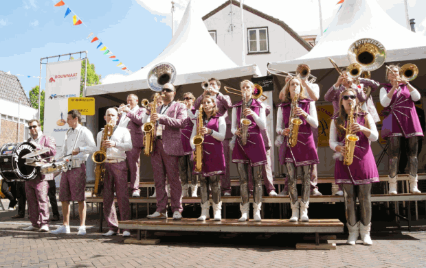 qpq5hrfexycjs7cthr12aylmu 6 8 2013 16 23 56