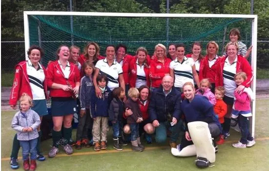 rkzg9h97uw11ngiy23wczg4pl hokkie