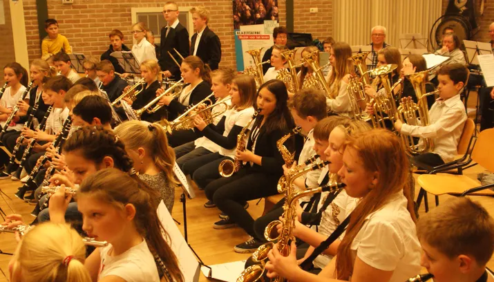 stedelijke muziekvereniging huissen