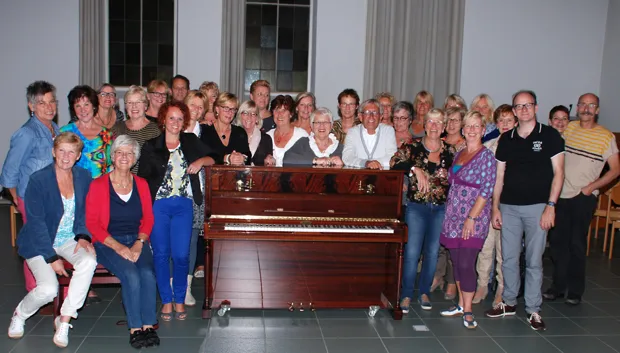 voev9rverm4m00vwoqyplrd7f 1 737