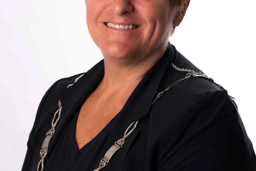 wikipediaburgemeester nelly kalfs 2