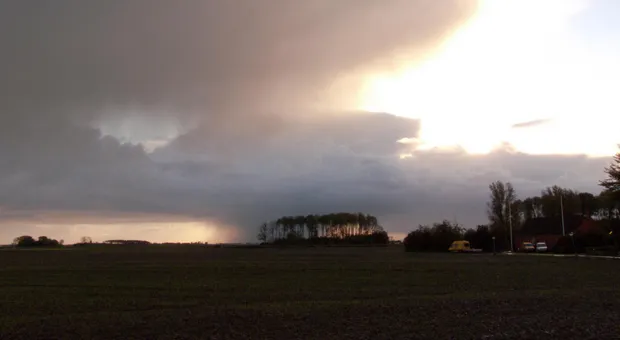 xff9q3yqwnmsjadgjw0ct8he6 regenachtig