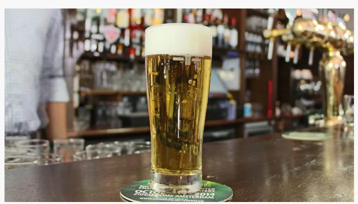 zelfschuimend bierglas 1