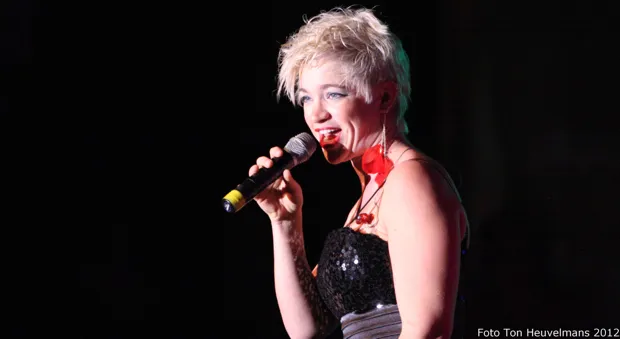 zhzmr634kmee6hff1c8yany89 1 731