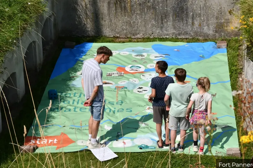 fort pannerdenwaterlinies weekend van het verdedigingserfgoed op fort pannerden