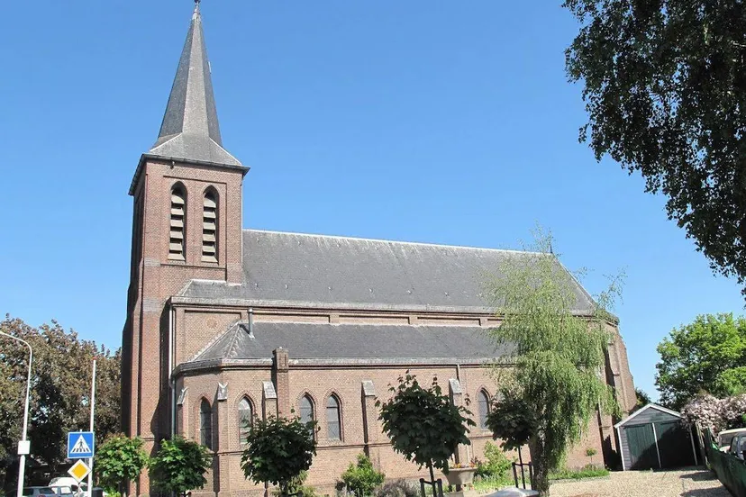 St. Jacobus De Meerdere Valburg.Fred