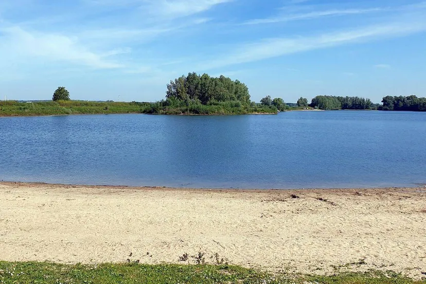 Het Zwanenbad.Huissen.Wikipedia Commons