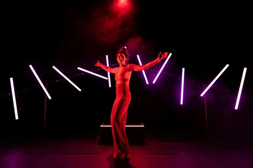 pf8_JALOEZIE IS EEN BITCH_Kirsten van Teijn_© Casper Koster