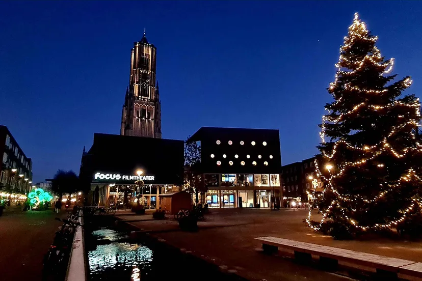 20221215_170435 kerstboom plein(1)