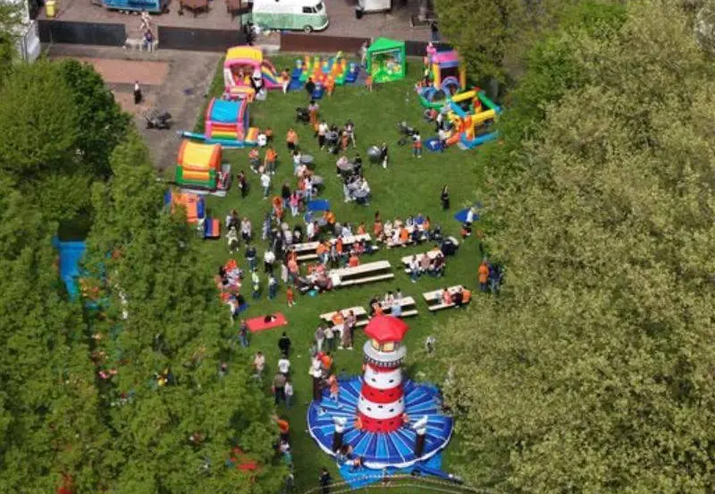 Stormbaan in Ressen op Koningsdag 2026