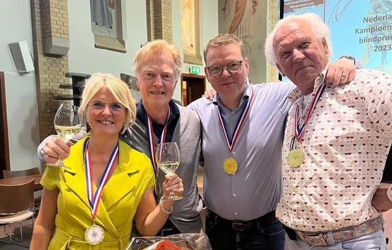 06bd0692 4b97 4eec b009 96e9986e8d32