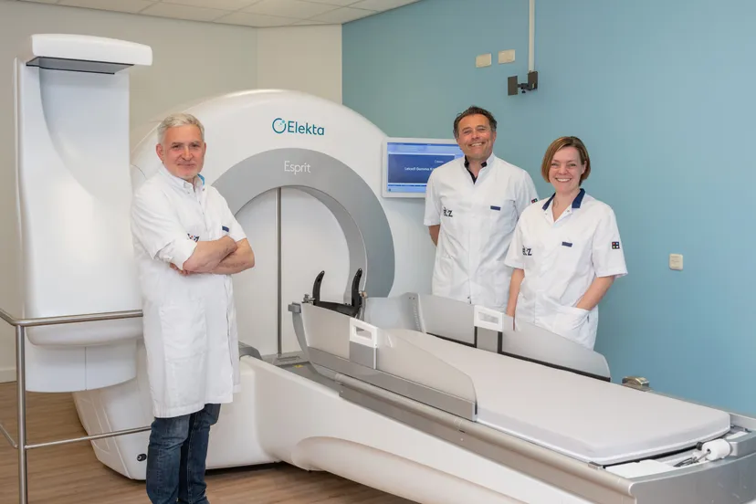 230523 nieuwe gamma knife 6130 scaled