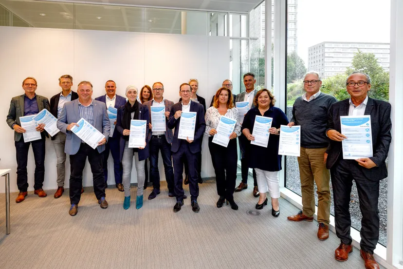 244420351 203754415186639 923820658706428375 n