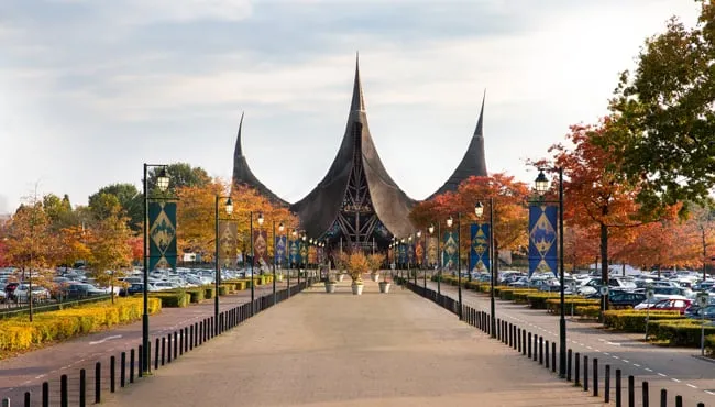 650x370 parkeerpromenade huis van de vijf zintuigen herfst