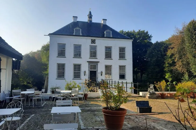 7 witte kasteel loon op zand