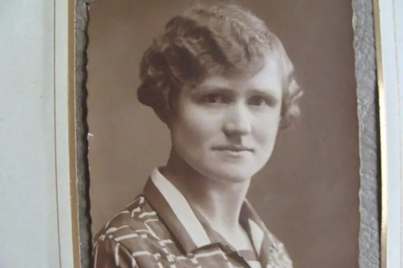 anna philomena cm van dijk ca1940 45 collectie regionaal archief tilburg