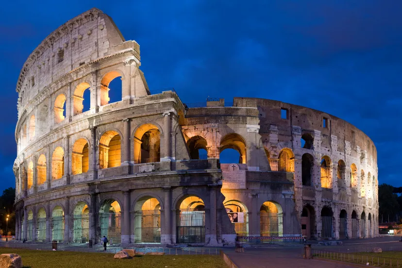 colosseum in rome italy april 2007