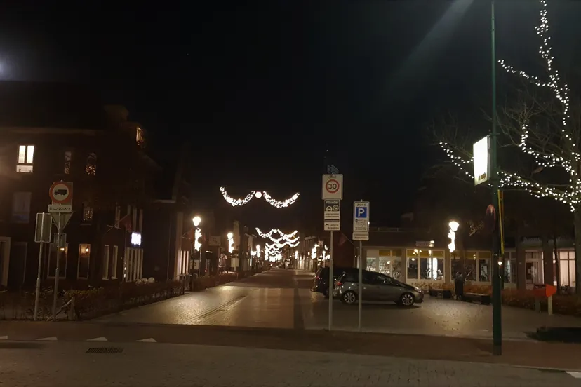 sfeerverlichting in de hoofdstraat