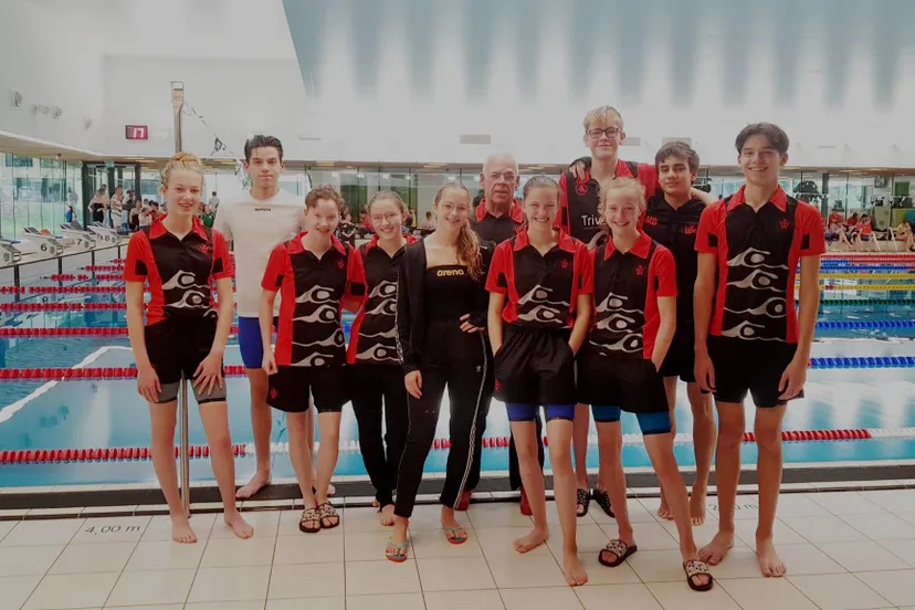 wzc vlnr demi jort liza vivienne kenza harry marit chris kim maikel jort