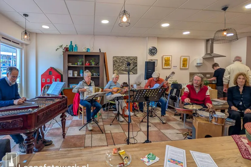 562318866_1397769771931331_4960525007051430975_n