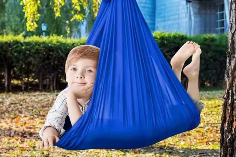 milo-en-moon-therapieschommel-voor-kinderen