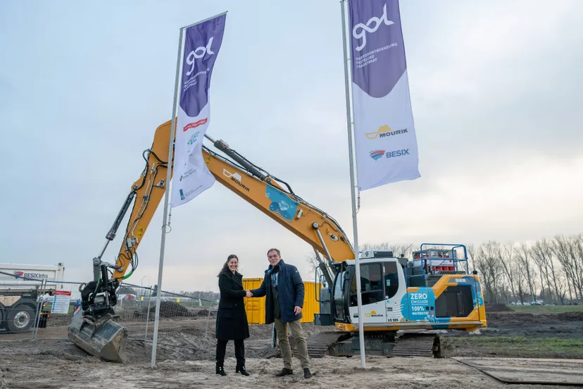 qhhshPtUheYU3TQ6A2U2rUL5EDMBOTib7DMMav8C