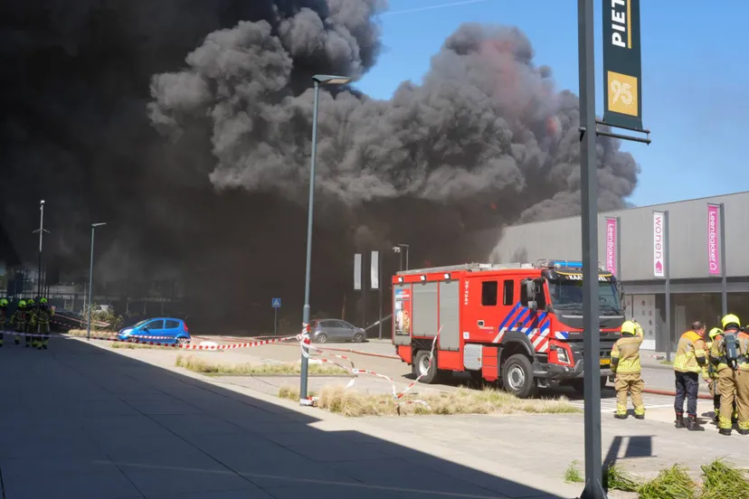 FPMB_SMALL_F5BAE645-F5BE-467F-BD7F-D672ED159038