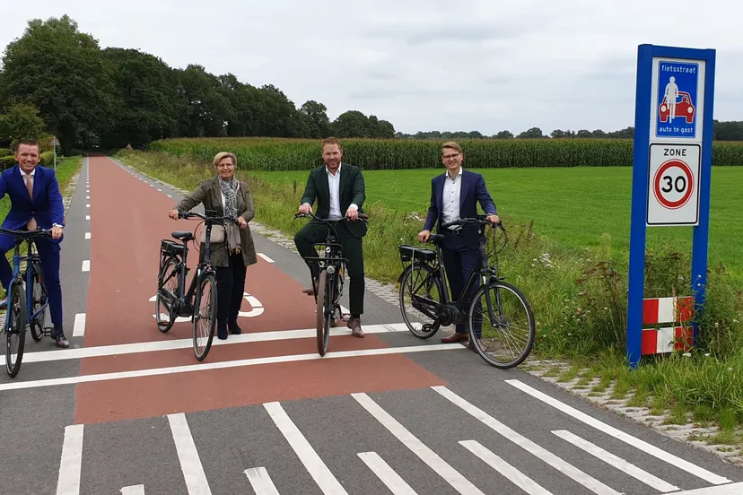 241131483 212384287585104 833496355074918927 n